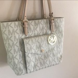 MK purse